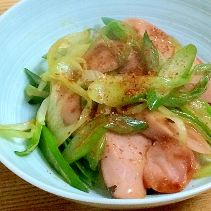 節約おかず！魚肉ソーセージとネギのポン酢炒め